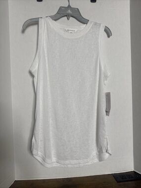 Athleta Breezy Tank Women’s White Camisole Round Neck Size Medium NEW